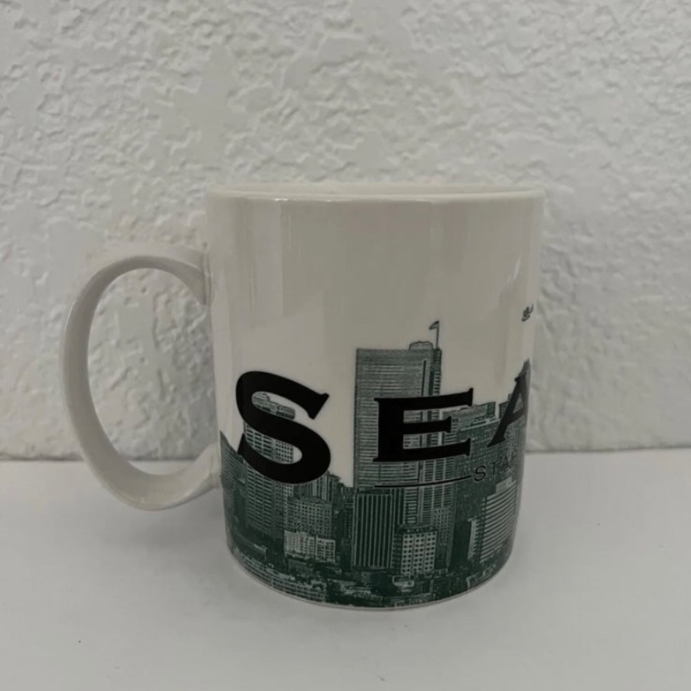 Seattle Starbucks Coffee Mug 16oz Nice Condition - Picture 5 of 7